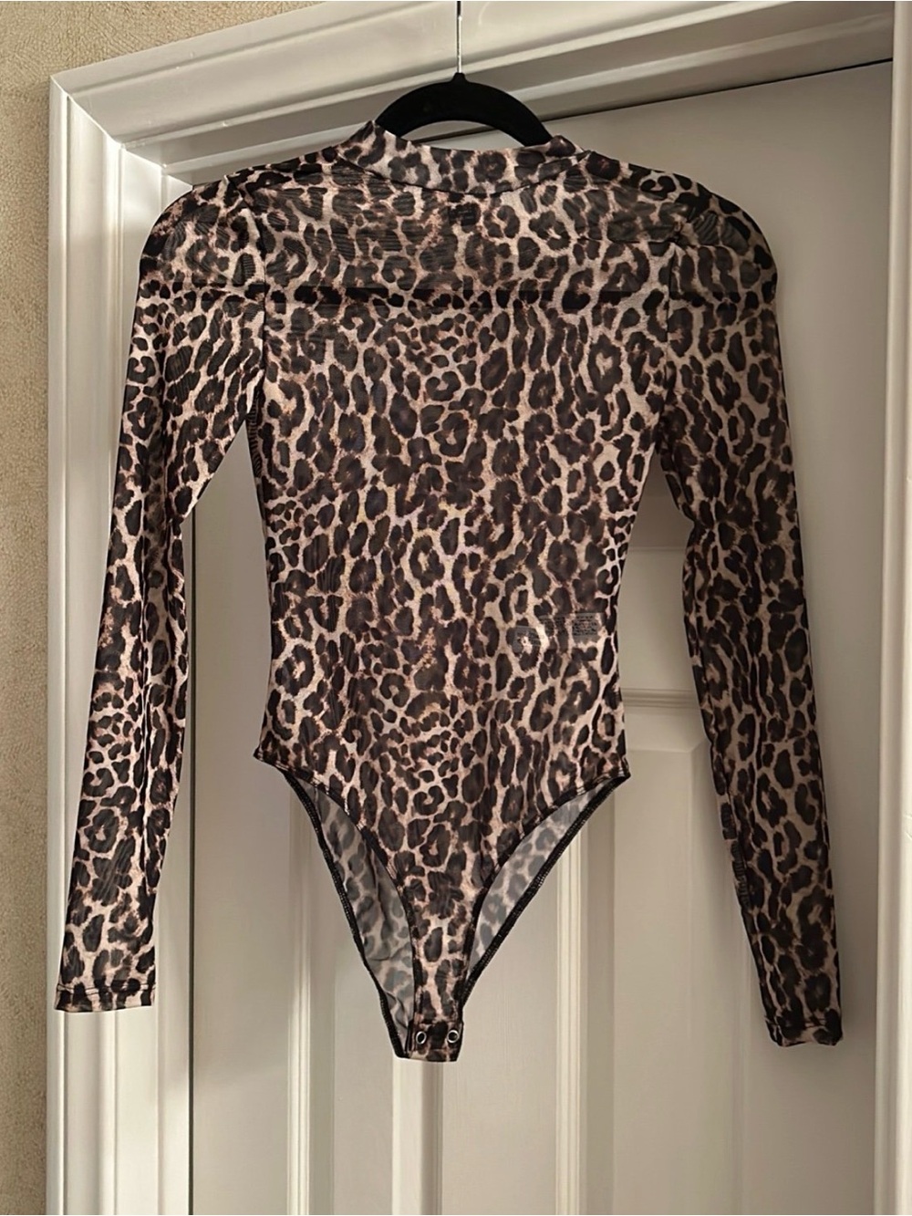 Forever 21 Leopard-Print Long Sleeve Bodysuit in Brown and Tan